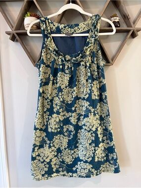 Lilla P. Blue Sleeveless floral dress. Size small.
